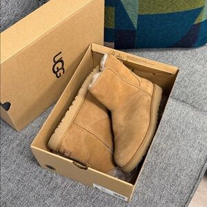 UGG Classic Chestnut Boots Size 7.5